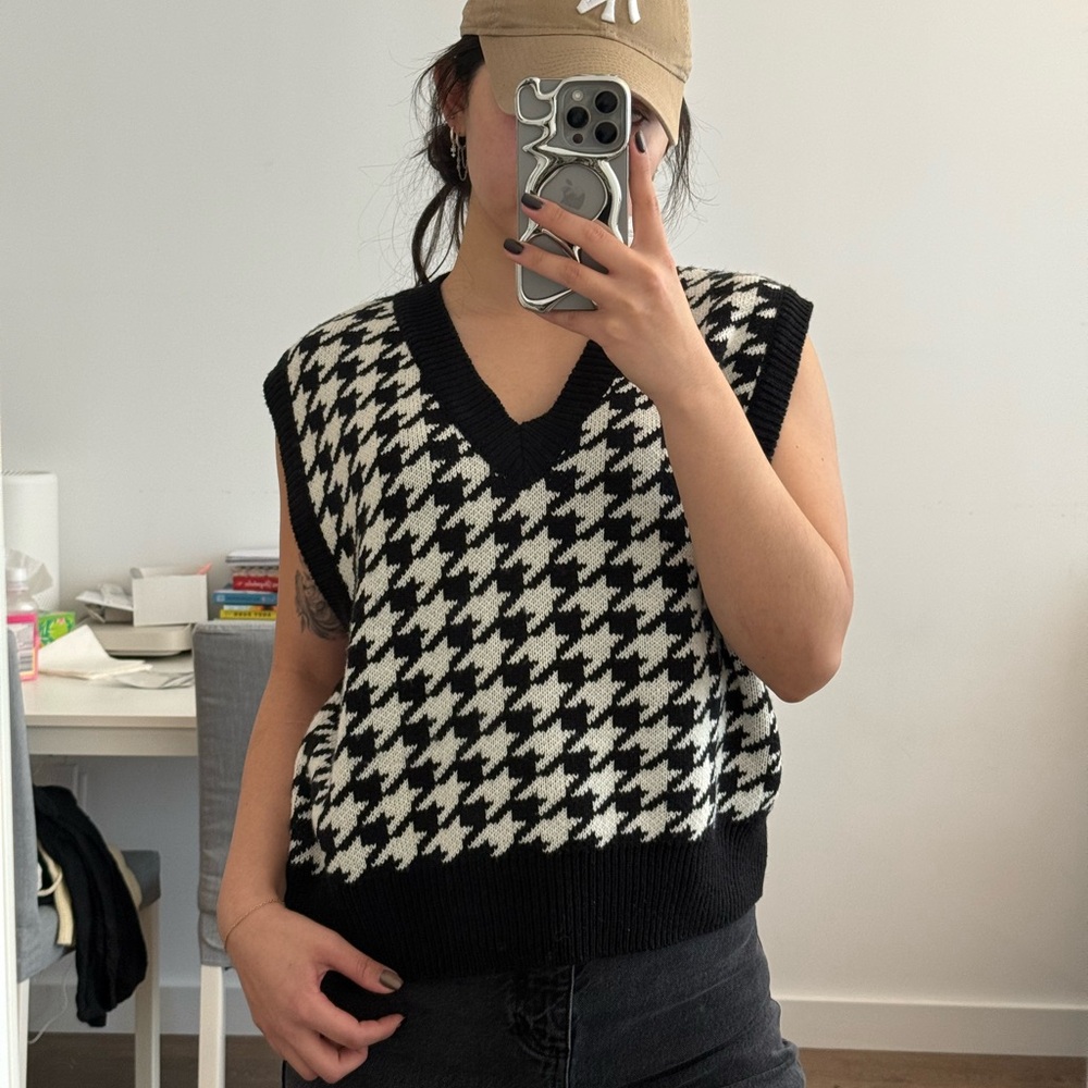 OAK + FORT Houndstooth Knit Vest